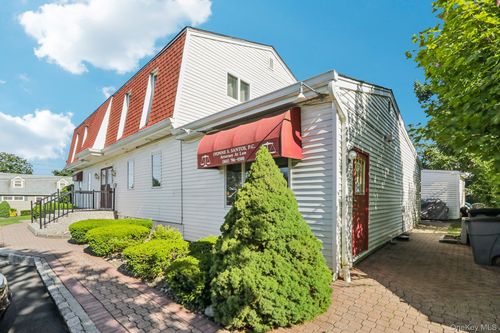 11 Ramapo Rd, Garnerville, NY, 10923-1732 | Card Image