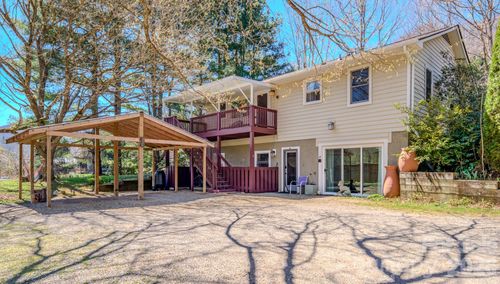 3 Taproot Trl, Barnardsville, NC, 28709-0045 | Card Image