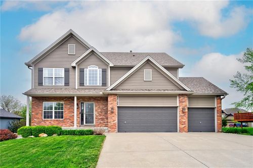 8812 Ne 101st St, Kansas City, MO, 64157-7887 | Card Image