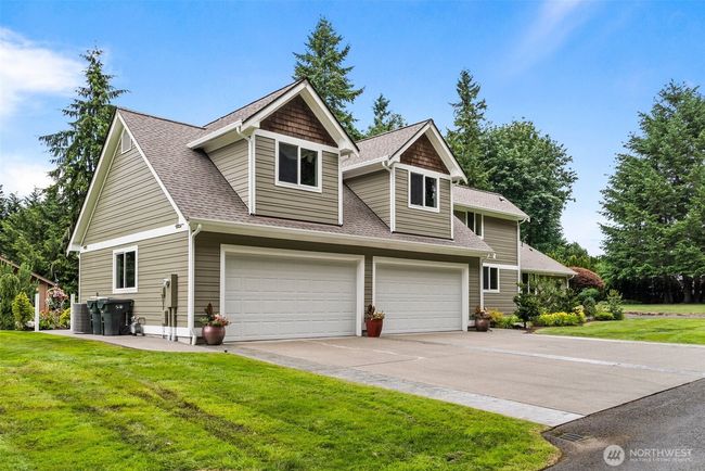 5417 Boulevard Extension Rd Se, House other with 3 bedrooms, 6 bathrooms and 4 parking in Olympia WA | Image 37