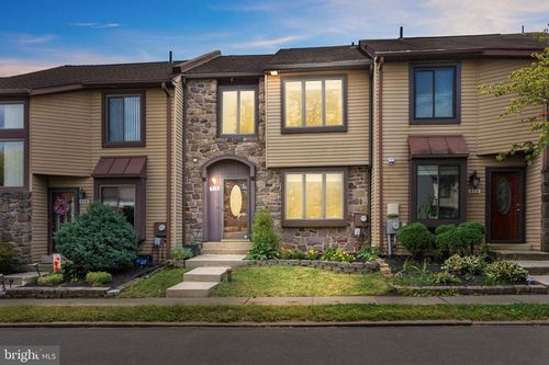 513 Atwood Ct, NEWTOWN, PA, 18940-1755 | Card Image