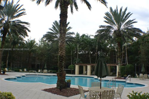 6902-6902 W Sample Rd, Coral Springs, FL, 33067-4284 | Card Image