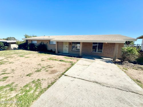 114 E Avenue I, San Manuel, AZ, 85631-1358 | Card Image