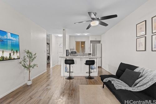 apt-j102-95-510 Wikao St, Mililani, HI, 96789-3932 | Card Image