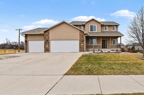 100 Oak Ave Avenue, Crooks, SD, 57020 | Card Image