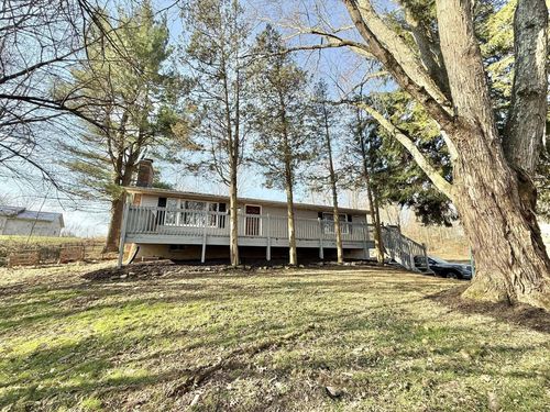 675 Berry Rd, Howard, OH, 43028-9542 | Card Image