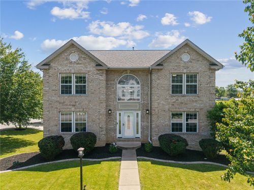 164 Stratford Ct, New Stanton, PA, 15672-9476 | Card Image