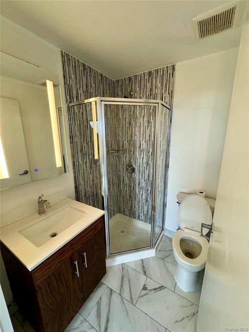 apt-7a-8403 Lander St, Jamaica, NY, 11435-2092 | Card Image