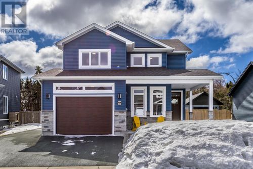 92 Diamond Marsh Dr, St. John's, NL, A1H0N1 | Card Image