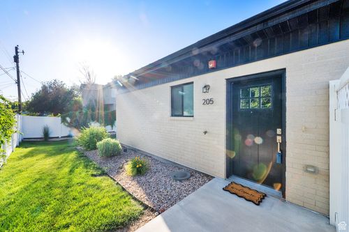 apt-205-3596 S 805 E, Millcreek, UT, 84106-4691 | Card Image
