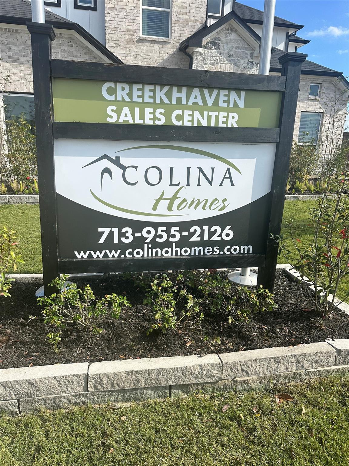 Residential in Iowa Colony 2