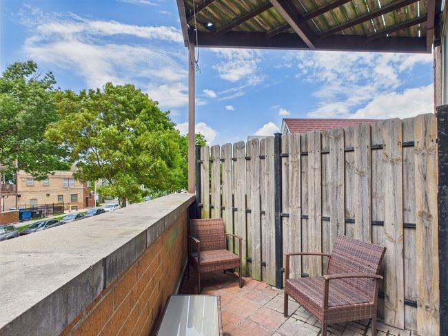 APT-205 - 3637 N Spaulding Ave, Condo with 2 bedrooms, 2 bathrooms and null parking in CHICAGO IL | Image 16