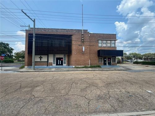 620 Beauregard St, Alexandria, LA, 71301-8105 | Card Image