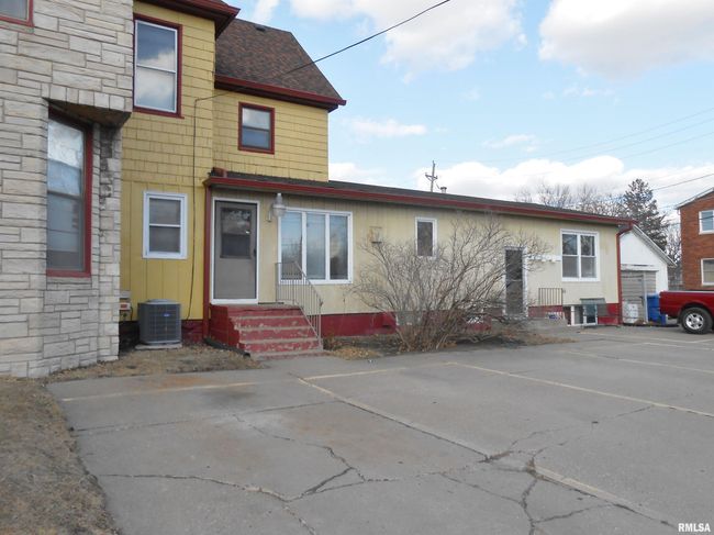 1703 Brady St, Home with 0 bedrooms, 0 bathrooms and 4 parking in Davenport IA | Image 21