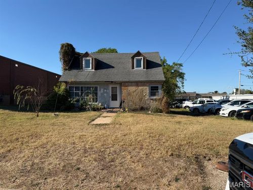 697 S Adams Avenue, Lebanon, MO, 65536 | Card Image