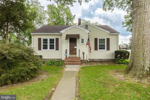 513 W Spruce St, SEAFORD, DE, 19973-2311 | Card Image