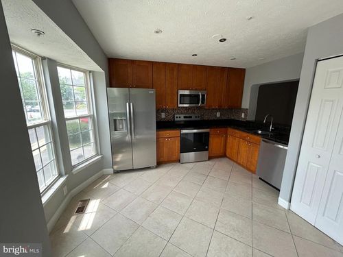 17930 Cottonwood Ter, GAITHERSBURG, MD, 20877-1028 | Card Image