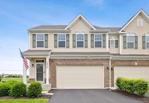 1010 Sears Cir, Elburn, IL, 60119-7860 | Card Image
