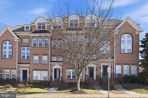 9534 Walker Way, MANASSAS PARK, VA, 20111-3086 | Card Image