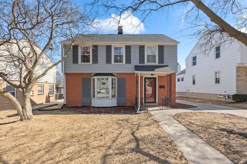 604 Pleasant View St, Wauwatosa, WI, 53226 | Card Image