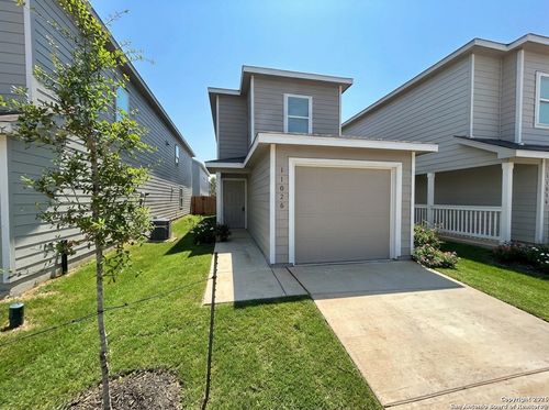 11026 Tree Line, San Antonio, TX, 78223-4784 | Card Image