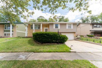 17011 Pine Court, House other with 5 bedrooms, 2 bathrooms and 2 parking in Hazel Crest IL | Image 1