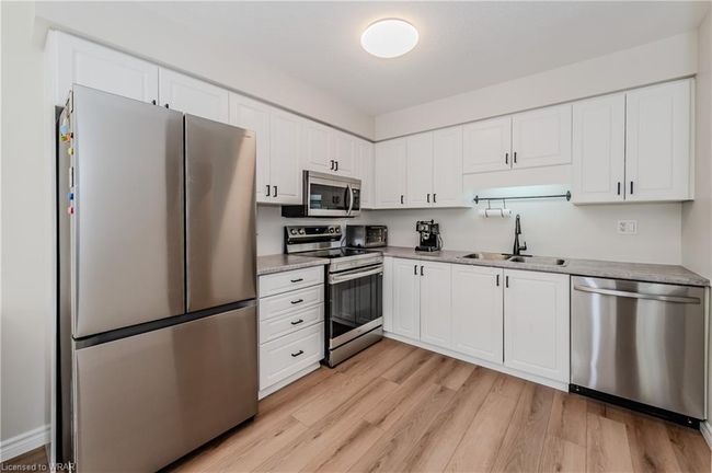 C11 - 7 Upper Mercer St, Townhouse with 3 bedrooms, 1 bathrooms and 2 parking in Kitchener ON | Image 8