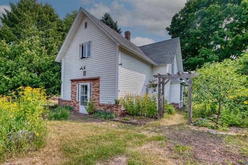 104 S 4th Street, Bayfield, WI, 54814 | Card Image