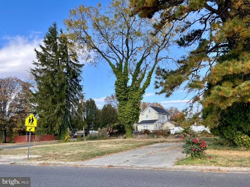36 Dunn Ln, Pennsville, NJ, 08070-2502 | Card Image