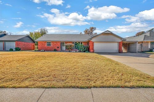 304 Cardinal Cir N, Altus, OK, 73521-1706 | Card Image
