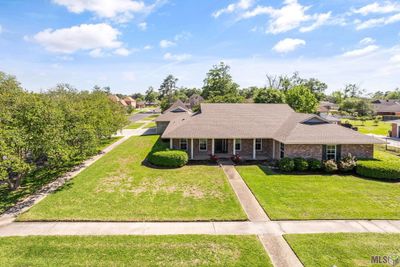 5724 Bennington Ave, House other with 5 bedrooms, 3 bathrooms and null parking in Baton Rouge LA | Image 3