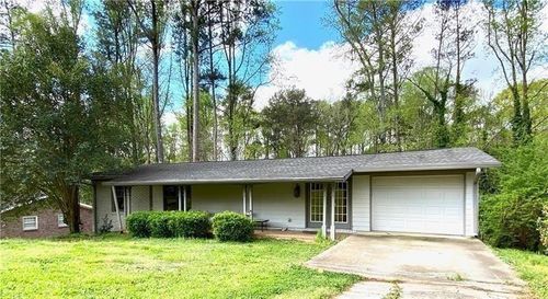 1593 Bubbling Creek Rd Ne, Brookhaven, GA, 30319-2105 | Card Image