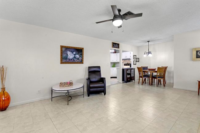 C-2 - 5927 La Pinata Boulevard, Condo with 2 bedrooms, 2 bathrooms and null parking in Greenacres FL | Image 10