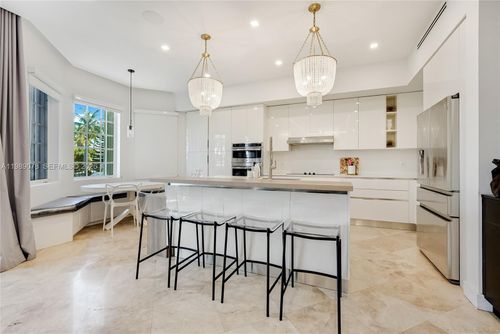 20765 Ne 32nd Ave, Aventura, FL, 33180-3647 | Card Image