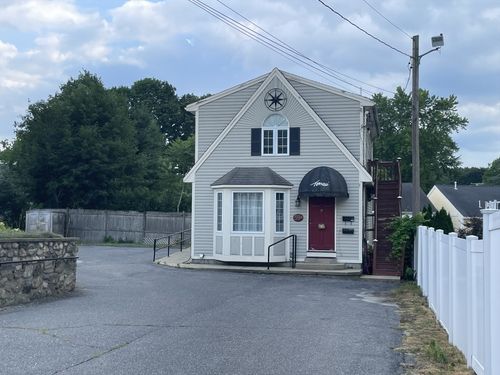 r-59R Waltham St, Maynard, MA, 01754-2455 | Card Image