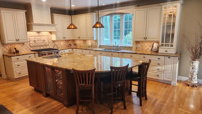 41 Christopher Dr, House other with 4 bedrooms, 3 bathrooms and 4 parking in Westfield MA | Image 11