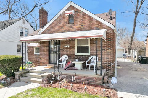19141 Montrose St, Detroit, MI, 48235-2310 | Card Image