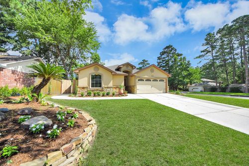 1759 Hazelwood St, Conroe, TX, 77301-4057 | Card Image