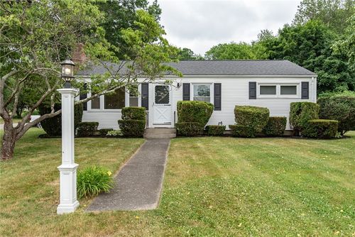 67 Cherry Hill Dr, Seekonk, MA, 02771-2205 | Card Image