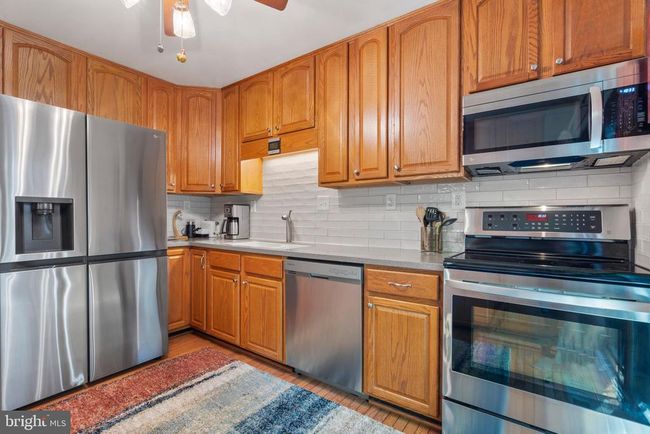 6055 Forrest Hollow Ln, Townhouse with 3 bedrooms, 3 bathrooms and null parking in SPRINGFIELD VA | Image 11
