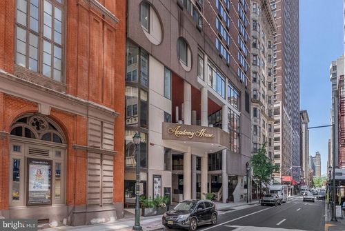6m-1420 Locust St, PHILADELPHIA, PA, 19102-4205 | Card Image