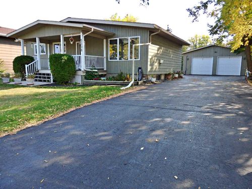 5208 57 Street, Vermilion, AB, T9X1V4 | Card Image