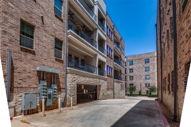 UNIT-1106 - 5015 Meridian Ln, Condo with 3 bedrooms, 3 bathrooms and null parking in Addison TX | Image 30