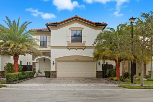 8870 Nw 99th Path, Doral, FL, 33178-2762 | Card Image