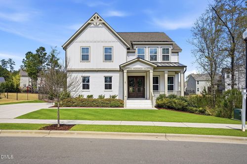 104 River Ledge Dr, Holly Springs, NC, 27540-4905 | Card Image