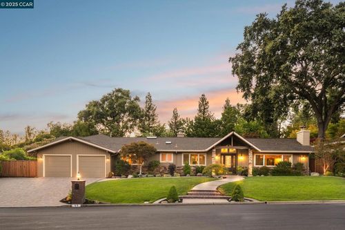 9 Saint Andrews Pl, Alamo, CA, 94507-1705 | Card Image
