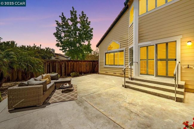 1359 Shell Ln, Townhouse with 3 bedrooms, 3 bathrooms and 2 parking in Clayton CA | Image 44