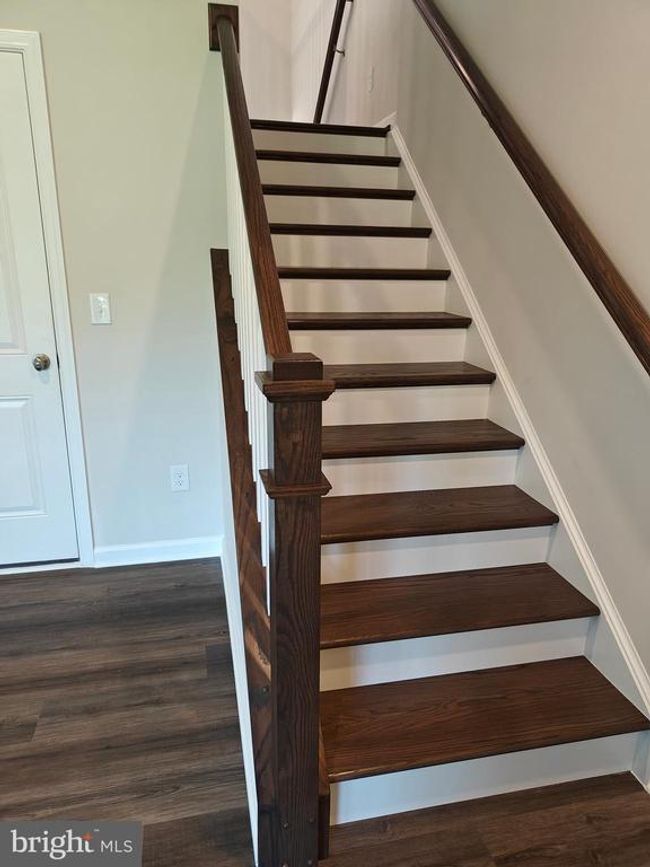 9409 Barnes Loop, Townhouse with 3 bedrooms, 4 bathrooms and null parking in MANASSAS VA | Image 32