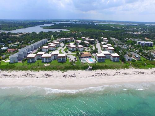 apt-d8-5400 Highway A1a, Vero Beach, FL, 32963-5078 | Card Image