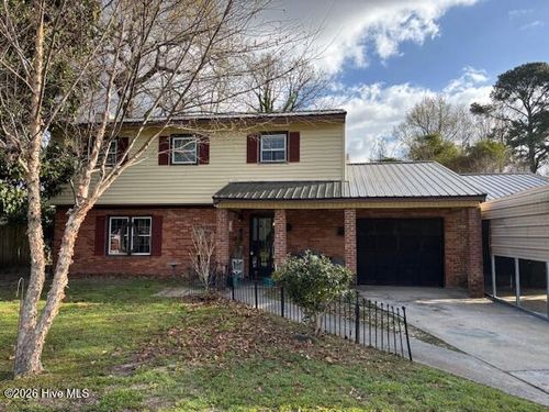 432 Regalwood Drive, Jacksonville, NC, 28546 | Card Image